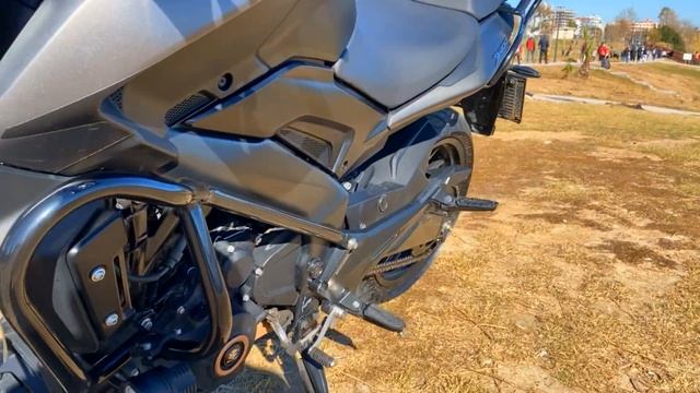 Bajaj Dominar 400 UG обзор смотреть онлайн