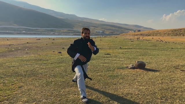 Sifu ile Kung fu Öğreniyorum 11.Ders / Tao Serisi / Ayna Taosu (1.Bölüm) смотреть онлайн