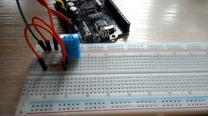 Выводим температуру на дисплей c помощью arduino и DHT11