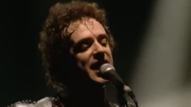 Gustavo Cerati - Medium (En Vivo) смотреть онлайн