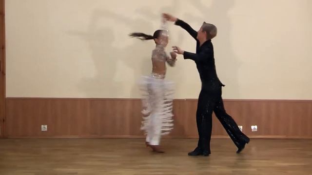 Salsa Guz Aleksander, Popova Anastasiya смотреть онлайн