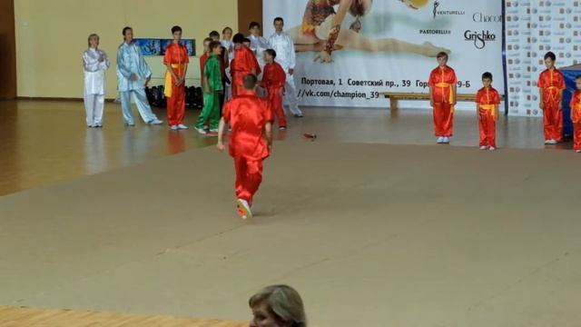 Школа УШУ "Парящий дракон". Показательные выступления смотреть онлайн