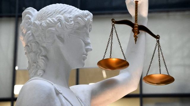 Два брата, державшие девушку в рабстве, получили по девять лет колонии смотреть онлайн