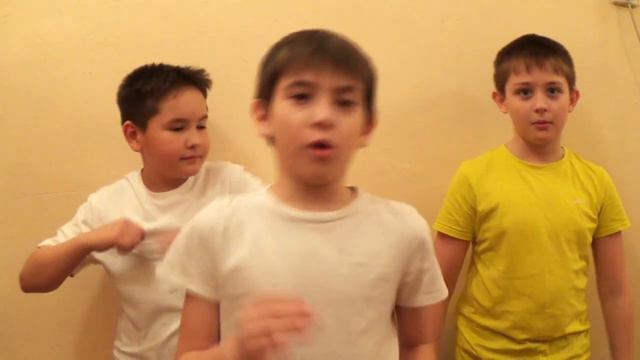 Рэп-поздравление с 8 марта от учеников школы №1 смотреть онлайн