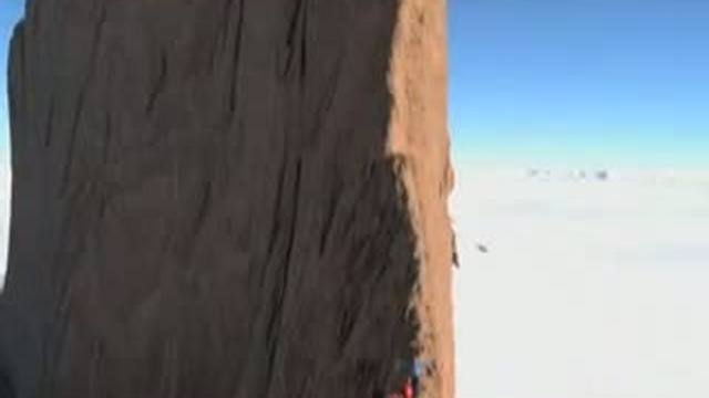 бэйс в Антарктике смотреть онлайн