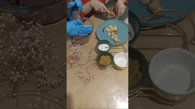 Салат из свеклы с яблоками и орехами.Витаминый салат смотреть онлайн