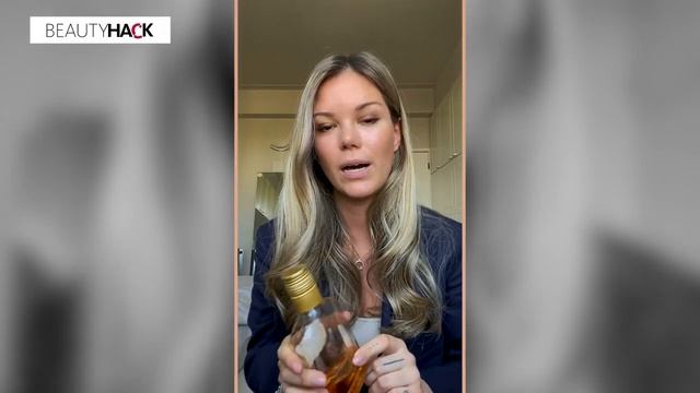 Масло помадного дерева и идеальные кремовые румяна: что в косметичке Ирины Ефимовой