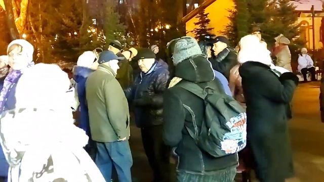 Говоришь мне Танцы в парке Горького Харьков Февраль 2022 смотреть онлайн