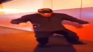 Плыли мы по морю, ветер мачту рвал