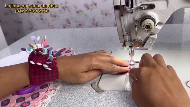 FAÇA UM MIMO COM POUCAS COSTURAS ? COSTURA CRIATIVA ? CANAL DA ROSA смотреть онлайн