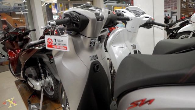 2022 HONDA SH 350i ABS HSTC - Matte Gray - Walkaround смотреть онлайн