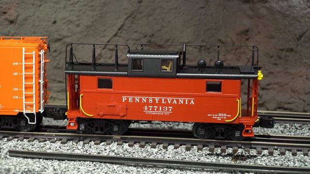 Lionel Pennsylvania Train Master Freight Set Review смотреть онлайн