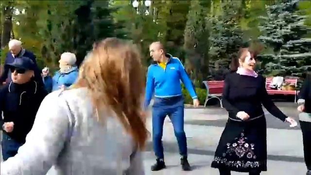 А ТЫ ТАКАЯ ЖЕ КРАСОТКА!!! смотреть онлайн