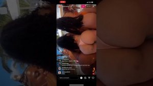 Danii banks and her friends twerking on instagram live