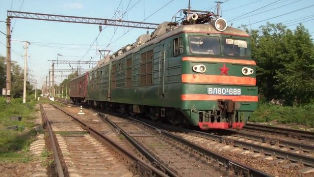ВЛ80К-688 с дефектоскопом-путеизмерителем «Декарт» смотреть онлайн