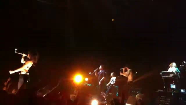 shaka ponk et bertrand cantat palabra mi amor au zenith de paris 25 novembre 2011 смотреть онлайн