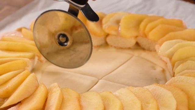 Dessert in 5 minutes! Just puff pastry and 2 apples смотреть онлайн