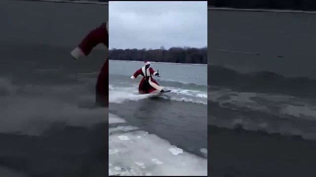 Что "творят" Деды Морозы? ?. Вот такой Новый год? ? ✨? ? ? смотреть онлайн