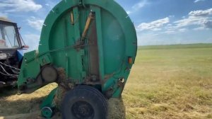 Пресс-подборщик ПРФ180. Рождение рулона.