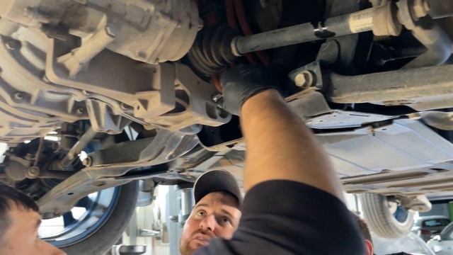 Електро Chery Karry k60 ev - перше ТО й які виникли складності при заміні оливи в редукторі? смотреть онлайн