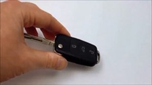 Как правильно поменять батарейку в ключе Volkswagen.