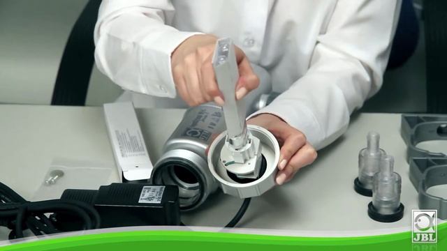 Change the JBL replacement lamp UV-C (JBL AquaCristal UV-C 5-36W) смотреть онлайн