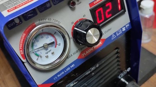 Плазморез с функцией пилотной дуги и возможностью глубины  реза до 16 мм.