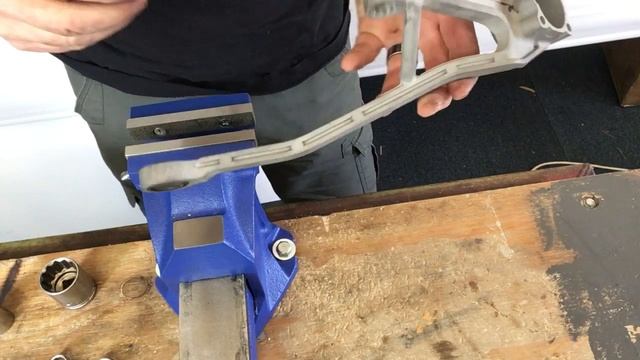Toyota Chaser, Mk2 and Tourer V tripod shifter frame solid mount kit installation- CUBE Speed смотреть онлайн