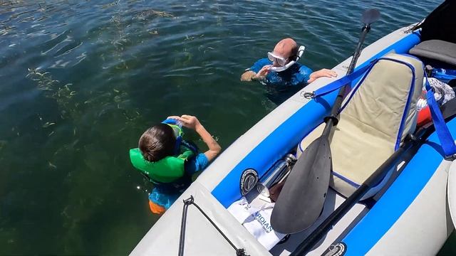 Paddling & Diving sunken airplane in the Sea Eagle RazorLite & FastTrack смотреть онлайн