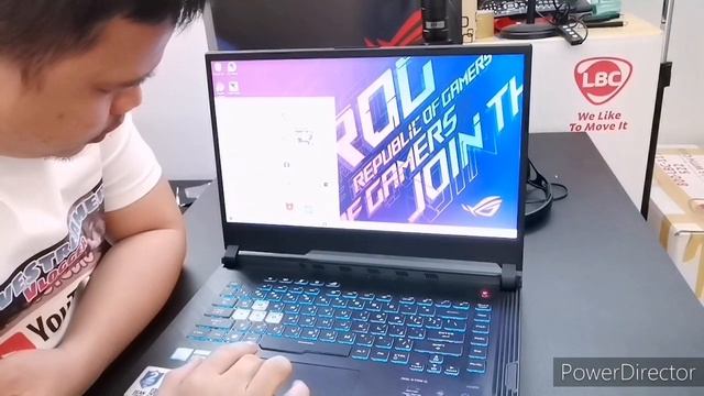 Asus ROG STRIX G531 Gaming Laptop: Review смотреть онлайн