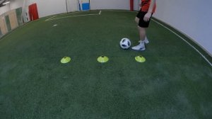 ДРИБЛИНГ КАК У МЕССИ? 7 УПРАЖНЕНИЙ НА КОНТРОЛЬ МЯЧА | ФУТБОЛ ФРИСТАЙЛ ОБУЧЕНИЕ