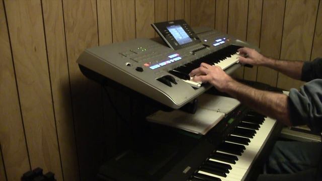 Help Me Make It Through The Night (My Version) смотреть онлайн
