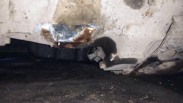 Тот случай, когда Terrano 1 проще сдать в металлоприёмку целиком, чем пустить в разбор смотреть онлайн