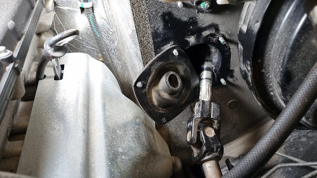 УАЗ Патриот опора рулевого вала с подвохом.