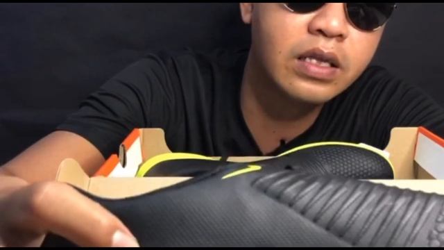 #NIKE Phantom Venom | FUTSAL SHOES смотреть онлайн