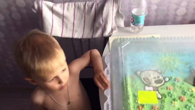 VLOG:ПРАЗДНИЧНЫЙ СТОЛ НА ДЕТСКИЙ ДЕНЬ РОЖДЕНИЯ/ОЧЕНЬ КРАСИВЫЙ ТОРТ/КУЧА ПОДАРКОВ смотреть онлайн