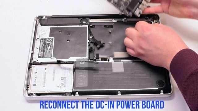 2010 Macbook Pro 13" A1278 DC in Power Board Replacement смотреть онлайн