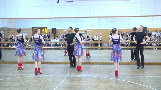 Народно-сценический танец, 11 кл смотреть онлайн