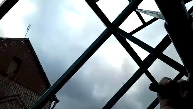 Продолжение стеклянной теплицы смотреть онлайн