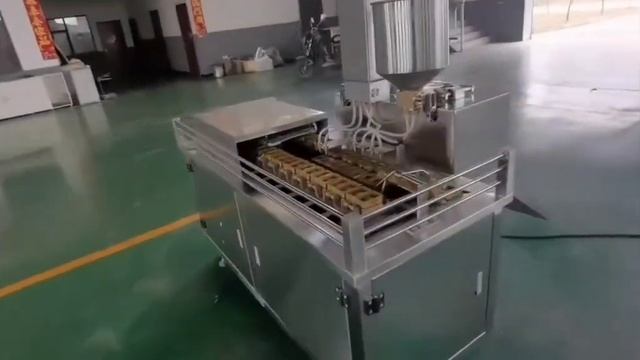 Аппарат для производства печенья "орешки со сгущенкой" (Китай) 2 смотреть онлайн
