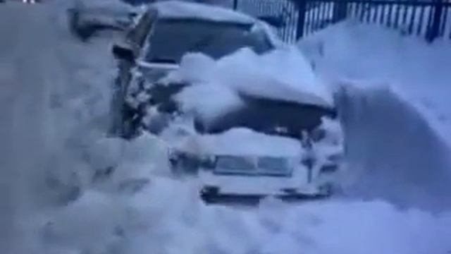 Как быстро выехать из сугроба смотреть онлайн
