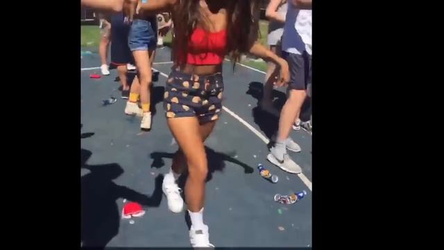 One Year Shuffle Progress смотреть онлайн