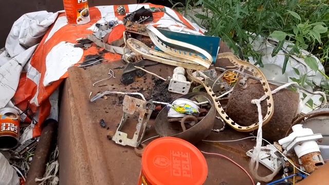 Сколько меди в наушниках. смотреть онлайн