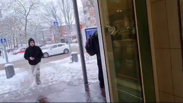 /Забастовки по всей Германии!/ Пора действовать/ Сочельник смотреть онлайн