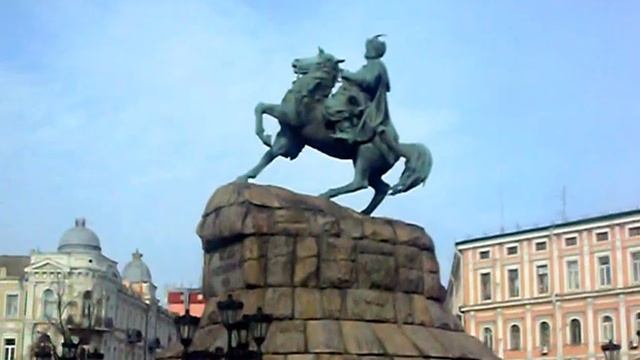 Памятник Богдану Хмельницкому смотреть онлайн