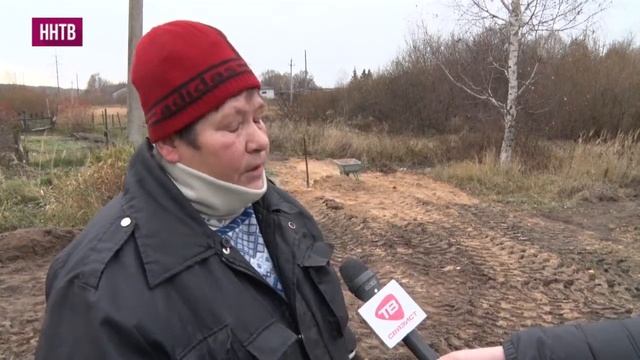 К домам на улице Огородной в селе Новоликеево подбирается болото смотреть онлайн