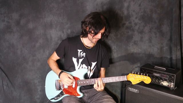 Fender Kurt Cobain Mustang MG69 Blue Nirvana Guitar смотреть онлайн