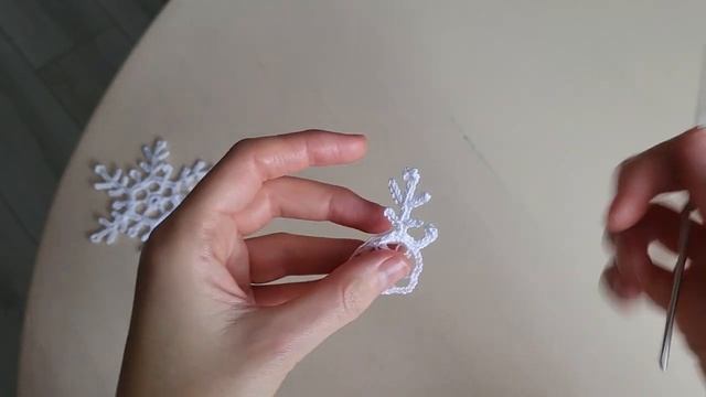 мк: СНІЖИНКА гачком, в'язані різдвяні прикраси смотреть онлайн