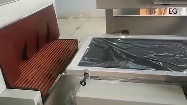 Термоусадочная линия L550 смотреть онлайн