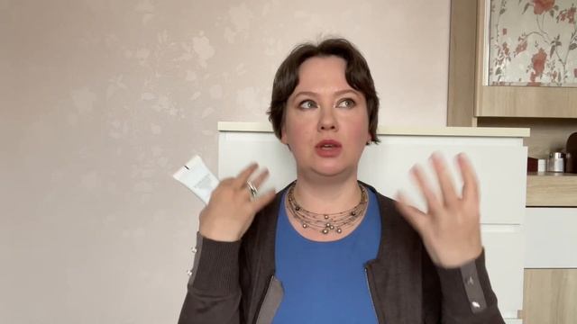 3 ЛЮБИМЫХ И ДОСТУПНЫХ ВВ КРЕМА НА ЗИМУ | ЛЮБИМАЯ ПУДРА | 3 КИСТИ ДЛЯ ТОНА #ввкрем #пудра смотреть онлайн